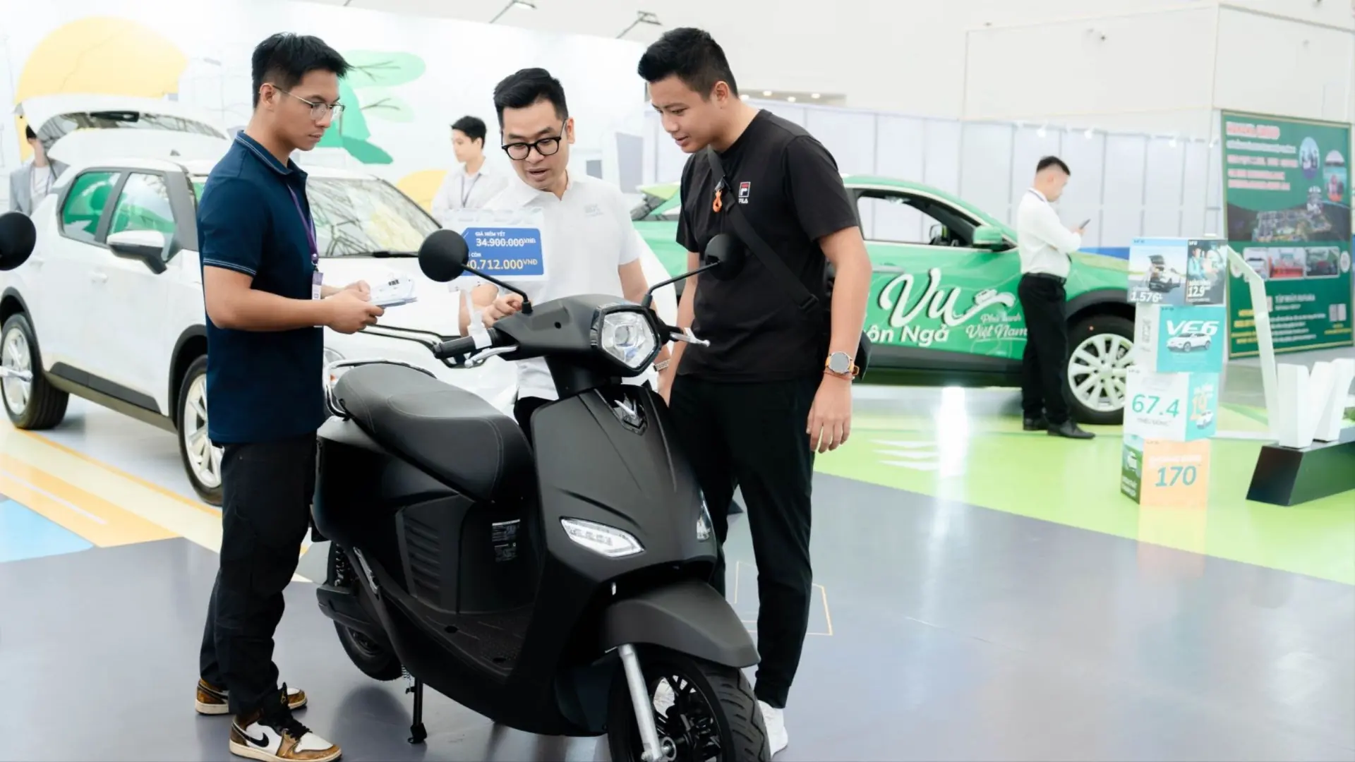 Sức hút Vero X: ‘Xe xanh, tiện, đi 262 km không phải nghĩ’